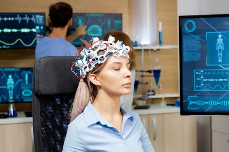 woman undergoing brain mapping